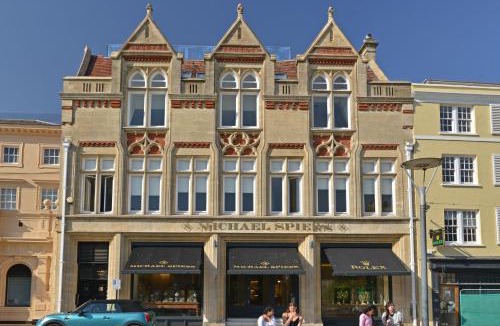 Exeter House | Apartment 1 24 Cathedral Yard Cathedral View