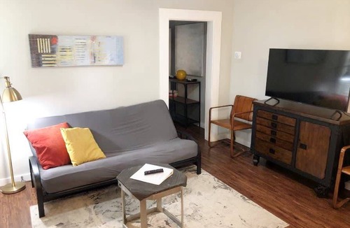 Mahncke Park Apartment | Apartment ∙ 1 bedroom ∙ 4 guests