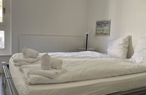 Spiez Apartment | Apartment ∙ 1 bedroom ∙ 2 guests