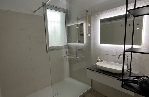 Sainte-Marie-la-Mer Apartment | Apartment 140m2, 3 bedrooms, 5min from the beach