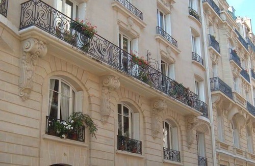 16th Arrondissement Apartment | Apartment ∙ 1 guest