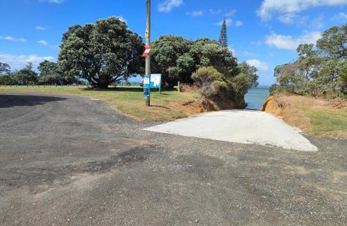 Awhitu Apartment | Apartment 1