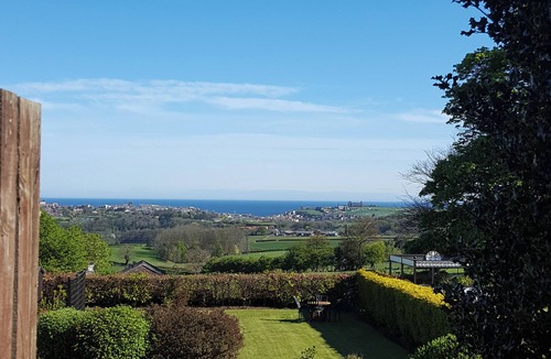 Sneaton Apartment | APARTMENT 1 SNEATON HALL, pet friendly, with open fire in Sneaton