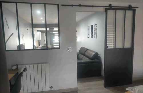 Landres Apartment | APARTMENT 1- T2 FULLY EQUIPPED IN QUIET LOCATION