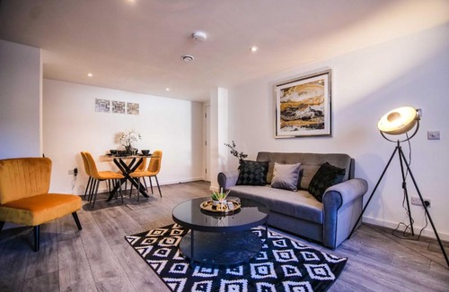 York House | Apartment 1 - The Crescent