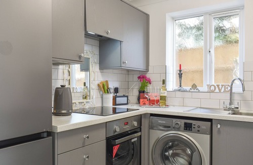 Poole Cottage | Apartment 1 - UK42622