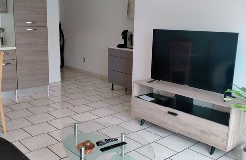 Pia Apartment | APARTMENT 10 MINUTES FROM THE SEA