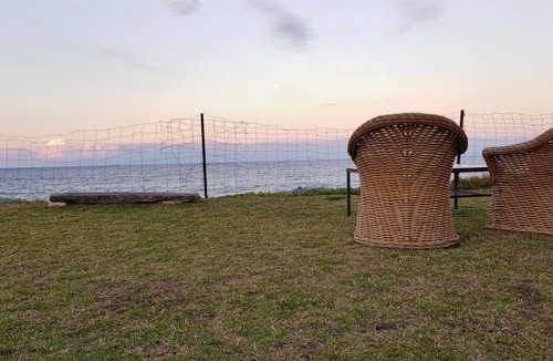 Narrabeen Apartment | Apartment 10 - The Coachhouse