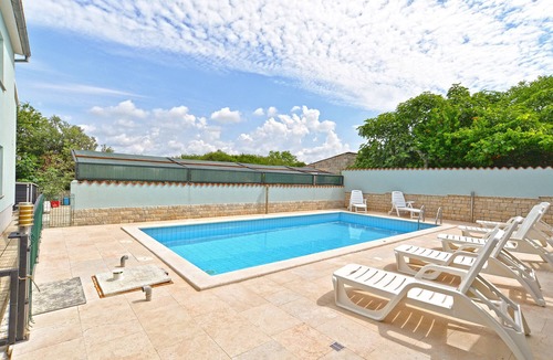 Pula Apartment | Apartment 100/191 (Istria - Stinjan), 1000m from the beach