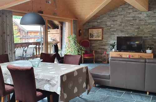 Morgins Apartment | Apartment 100 metres from the ski lifts