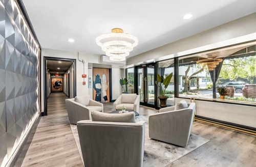 Buckhead Heights Apartment | Apartment 105