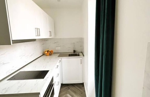 Montreuil Apartment | Apartment 11 - LE BELLEVILLE