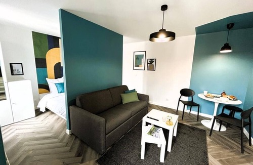 Montreuil Apartment | Apartment 11 - LE BELLEVILLE