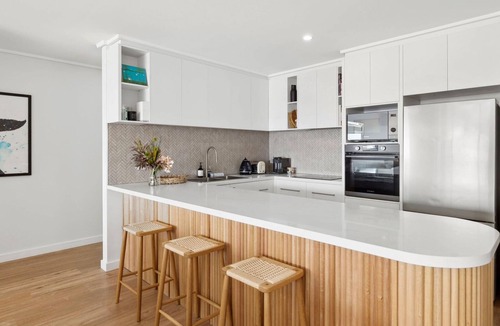 Lorne Apartment | Apartment 12 Pacific Apartments