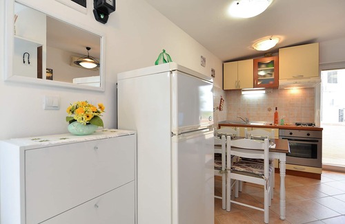 Skatari House | Apartment 1203