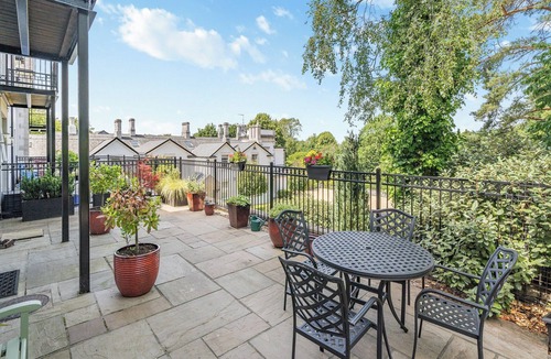 Silverdale Cottage | Apartment 14, Hazelwood Hall