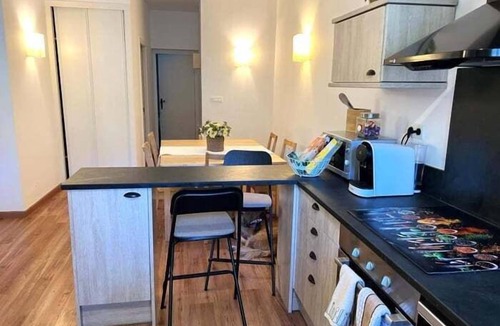 Err Apartment | Apartment 2 Bed Fireplace, Wi-Fi & Pet-Friendly