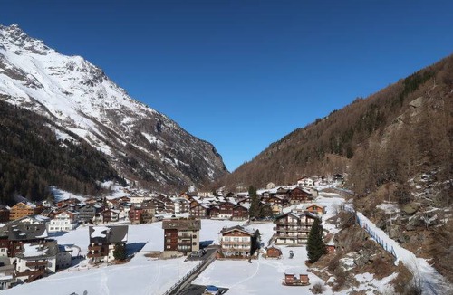 Saas Grund Apartment | Apartment ∙ 2 bedrooms ∙ 6 guests