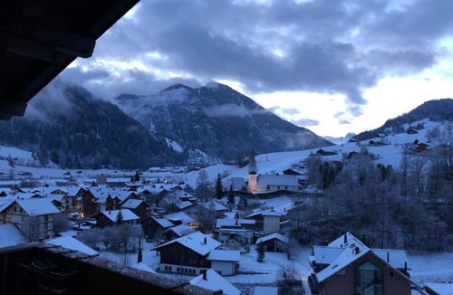 Zweisimmen Apartment | Apartment ∙ 2 bedrooms ∙ 3 guests