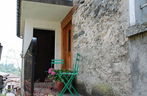 Chironico Apartment | Apartment ∙ 2 bedrooms ∙ 4 guests