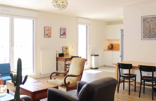 Aubervilliers Apartment | Apartment 2 bedrooms with balcony