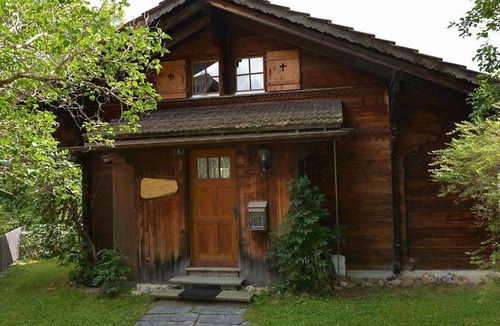 Lauenen Apartment | Apartment ∙ 2 bedrooms ∙ 4 guests