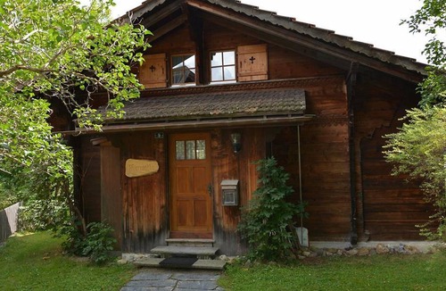Lauenen Apartment | Apartment ∙ 2 bedrooms ∙ 4 guests