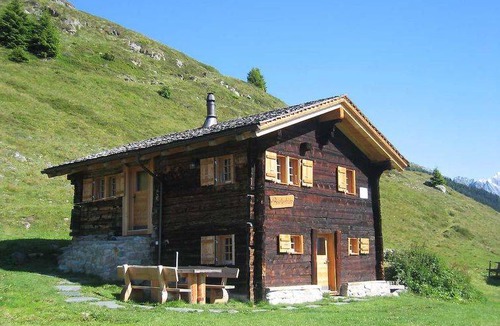 Fiesch Apartment | Apartment ∙ 2 bedrooms ∙ 4 guests