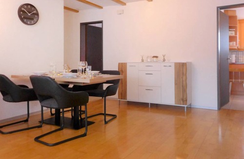Taesch Apartment | Apartment ∙ 2 bedrooms ∙ 4 guests