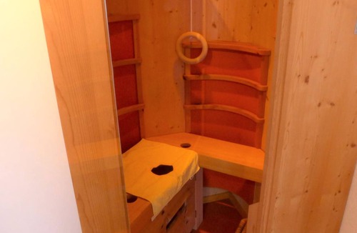 Taesch Apartment | Apartment ∙ 2 bedrooms ∙ 4 guests