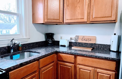 West Street - River Street Apartment | Apartment 2 Bedrooms Deck Yard