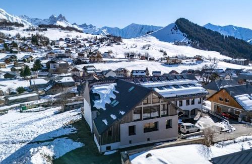 Albiez-le-Vieux Apartment | Apartment 2 BR Near Slopes View