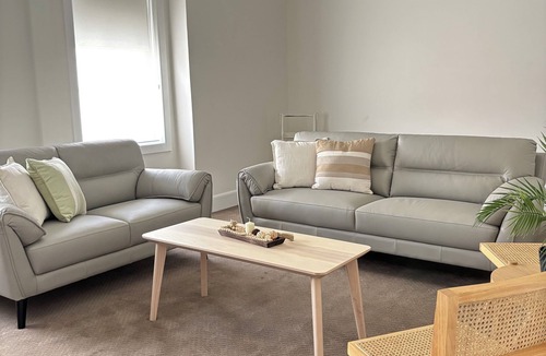 Lithgow Apartment | Apartment 2, Cosy 2 bedder