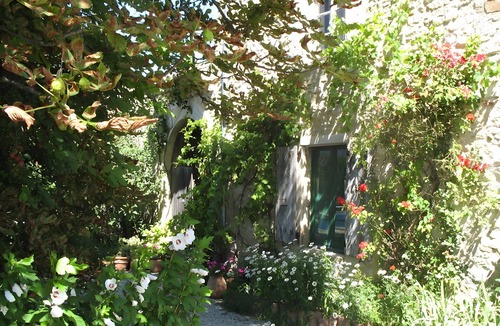 Sauzet Apartment | Apartment 2 for 4 People