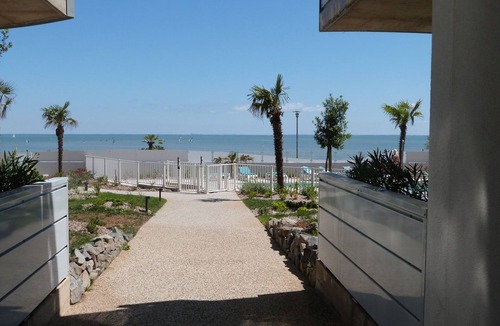 La Tranche-sur-Mer Apartment | Apartment 2-6 pers, 2 bdr, balcony, pool, beach access, parking
