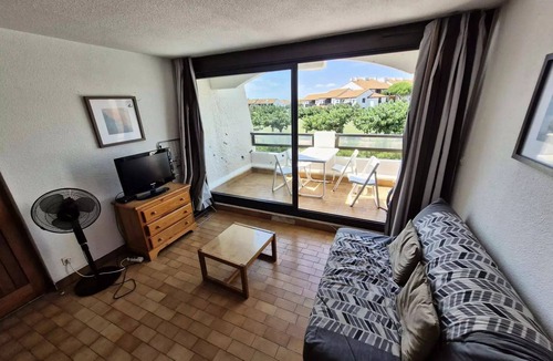 Le Barcares Apartment | APARTMENT 2 ROOMS 4 PERSONS LE BARCARÈS. Reference: 9ETA 101