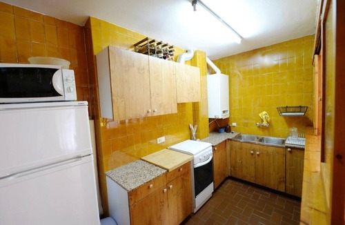Pedra Apartment | Apartment 2 rooms Fireplace, Football Pitch & Terrace