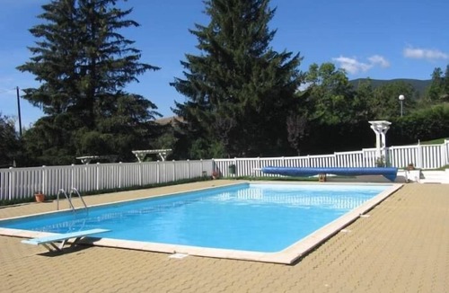 Enveitg Apartment | Apartment 2 rooms Pool, BBQ and Cadí/Molina Views