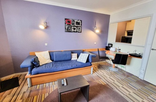 Faubourg de l'Arche Apartment | Apartment 2 steps from Paris La Défense Arena