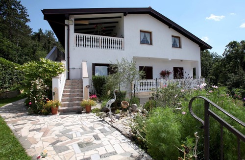 Sarsoni Apartment | Apartment 2, vacation apartment near Opatija/Rijeka from private owner, in Viskovo, in a quiet location