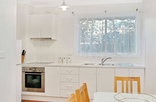 Blackburn Apartment | Apartment 2 Vine Str Blackburn