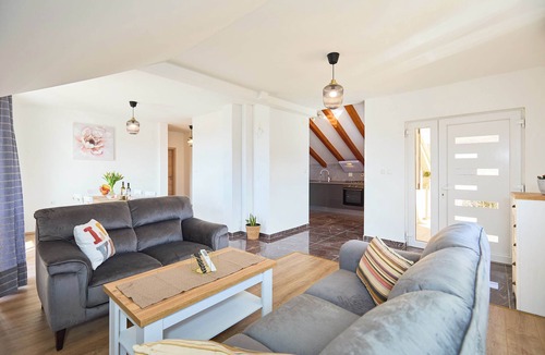 Cilipi Apartment | Apartment 2Home