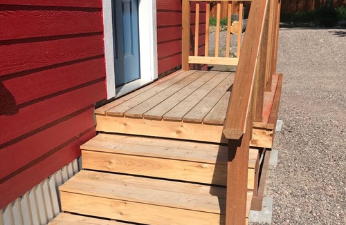 Coram Apartment | Apartment #3 | 10 Min to Glacier Park Entrance, Minutes to Glacier Park!