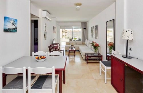 L'Estartit Apartment | APARTMENT 3 ADULTS FACING POOL