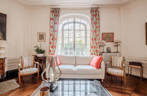 Rueil-Malmaison Apartment | Apartment ∙ 3 bedrooms ∙ 6 guests
