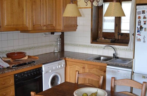 Ger Apartment | Apartment 3 rooms Fireplace, Private Garden & Cadí Views