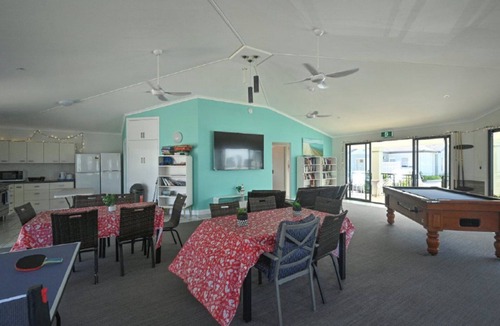 Old Bar Apartment | Apartment 31@ The Meridian