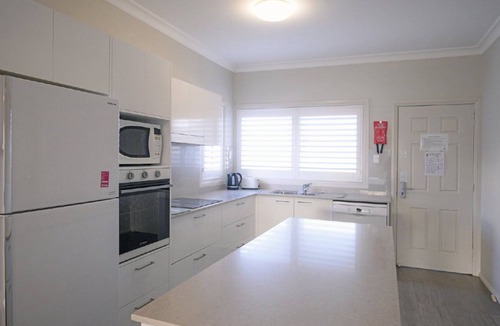 Old Bar Apartment | Apartment 31@ The Meridian