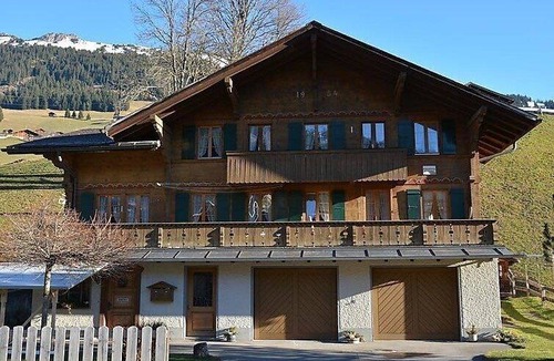 Lauenen Apartment | Apartment ∙ 4 bedrooms ∙ 7 guests
