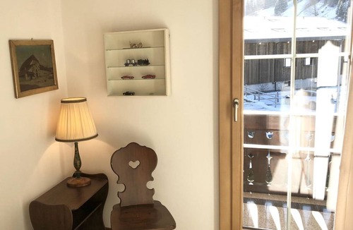 Zweisimmen Nr Gstaad Apartment | Apartment ∙ 4 bedrooms ∙ 6 guests